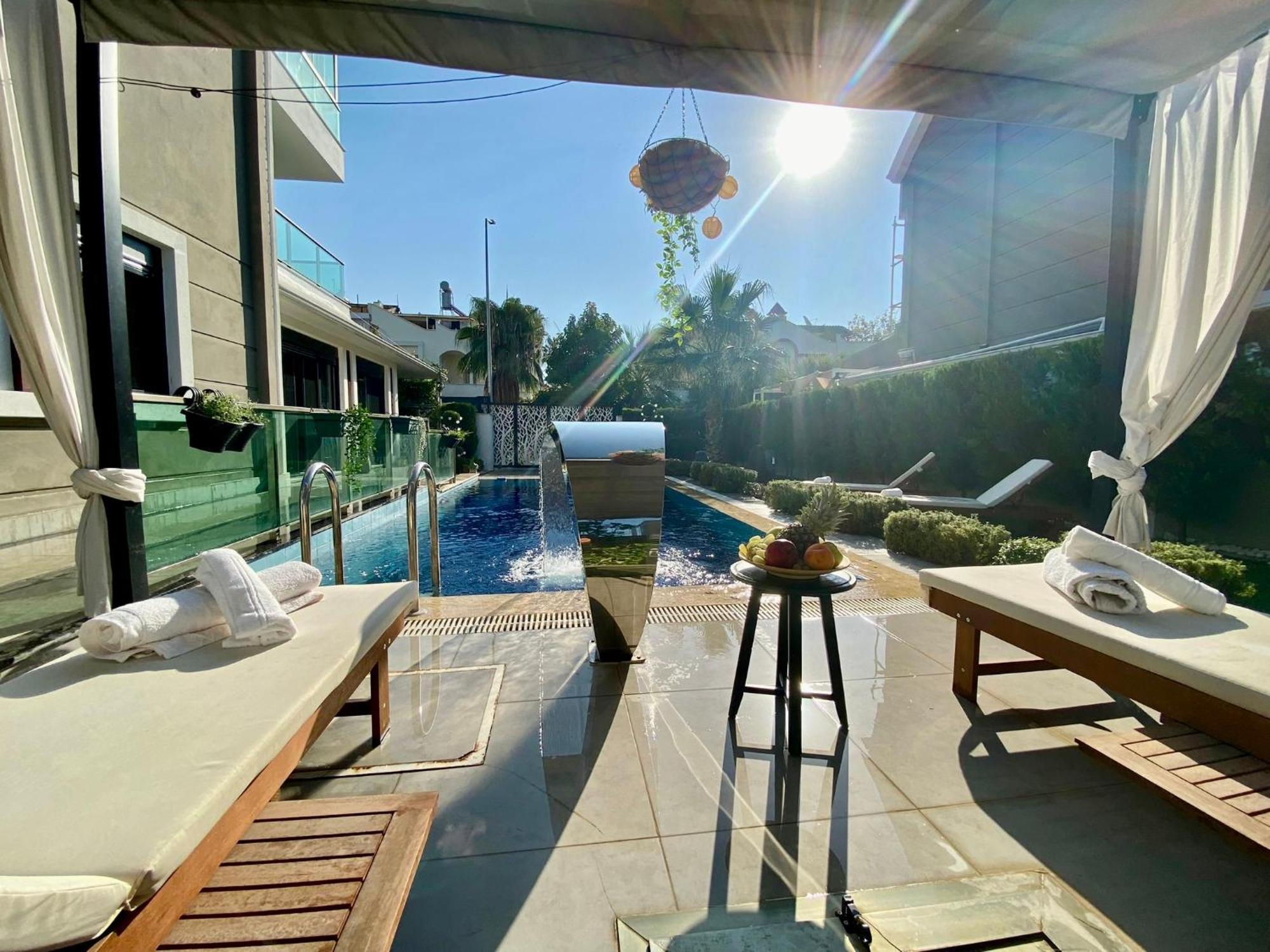 Villa Annabell1 With Swimming Pool And Jacuzzi, 3 Floors เบเลก ภายนอก รูปภาพ