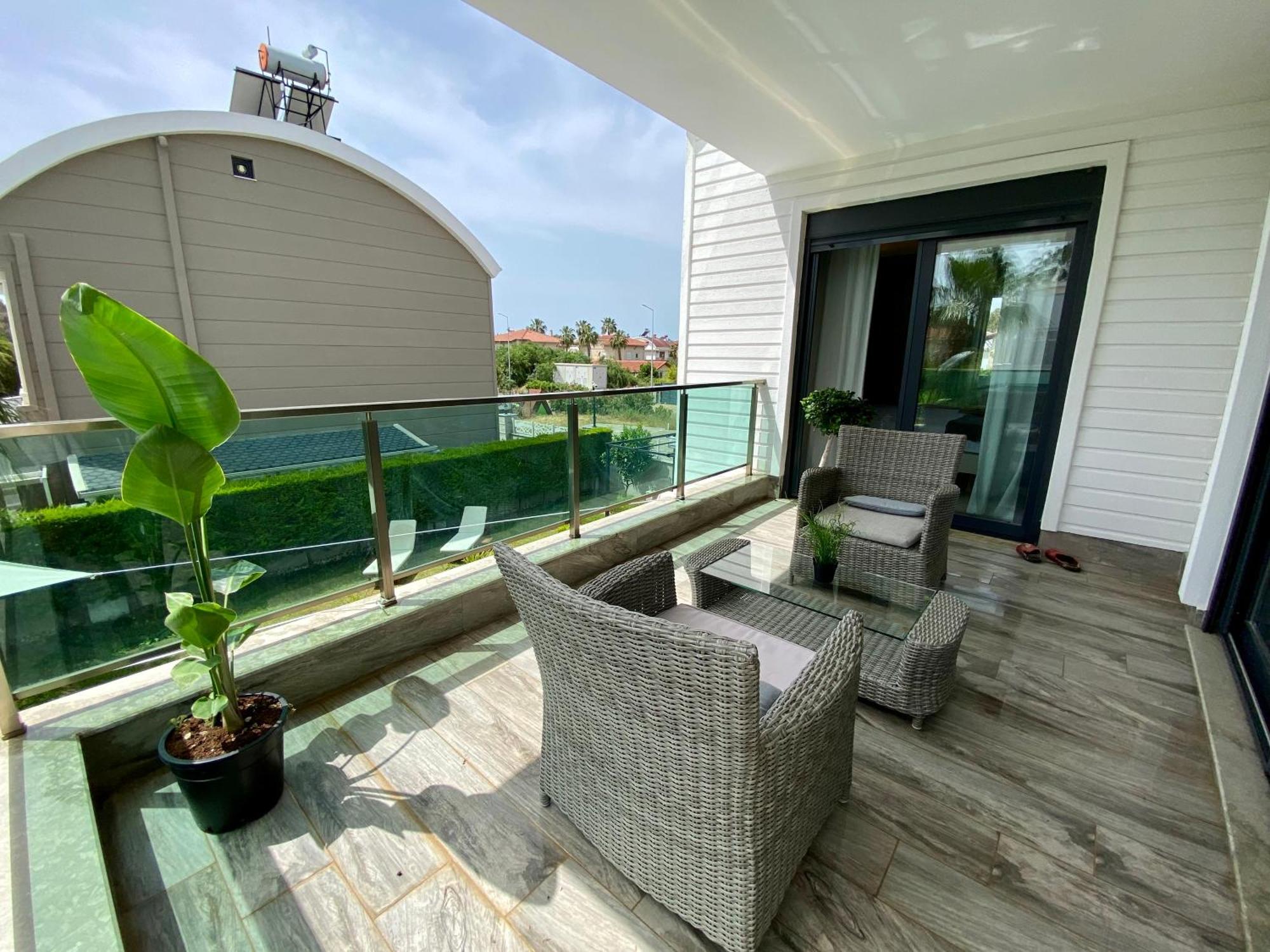 Villa Annabell1 With Swimming Pool And Jacuzzi, 3 Floors เบเลก ภายนอก รูปภาพ