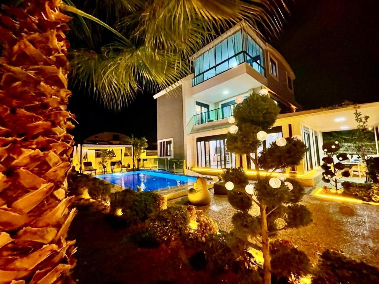 Villa Annabell1 With Swimming Pool And Jacuzzi, 3 Floors เบเลก ภายนอก รูปภาพ